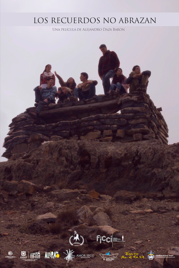 Medias blancas (Dir. Andrés Isaza, 2016) Bogotá. 14 min.