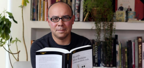 Persona leyendo 