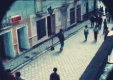 Still corto Cierra-ojos